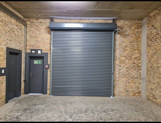 416M² WAREHOUSE TO LET IN RIVERSANDS